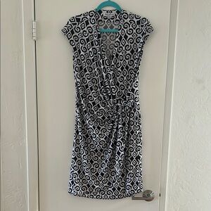 Tommy Bahama Black and white tiki inspired dress Size L